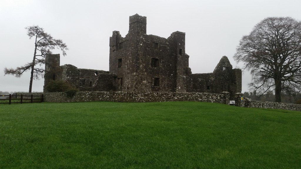 Bective Abbey in the rain!, A Day in The Boyne Valley