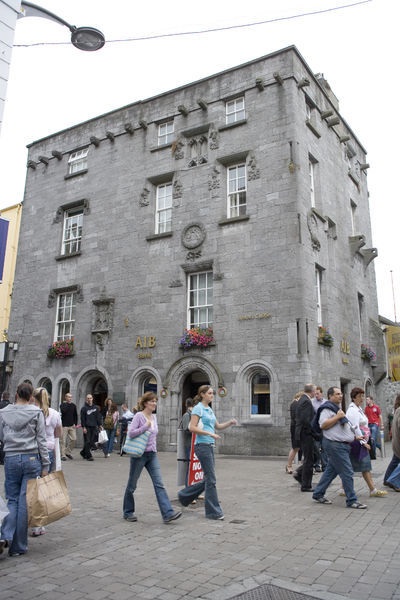 Lynch castle Galway