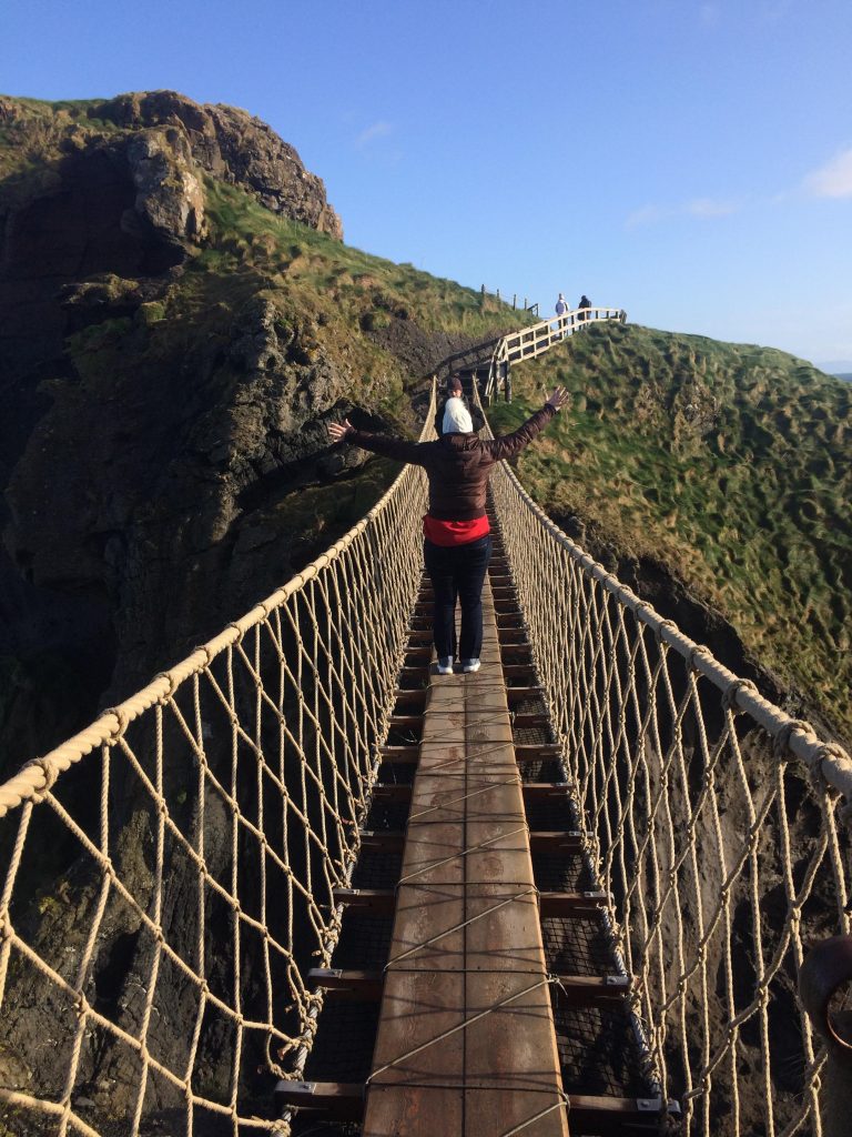 Carrick a rede rope bridge